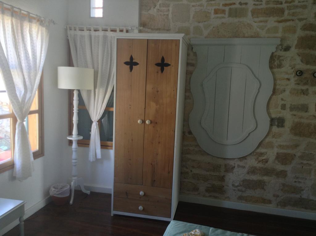 Eski Tas Hotel Çeşme エクステリア 写真
